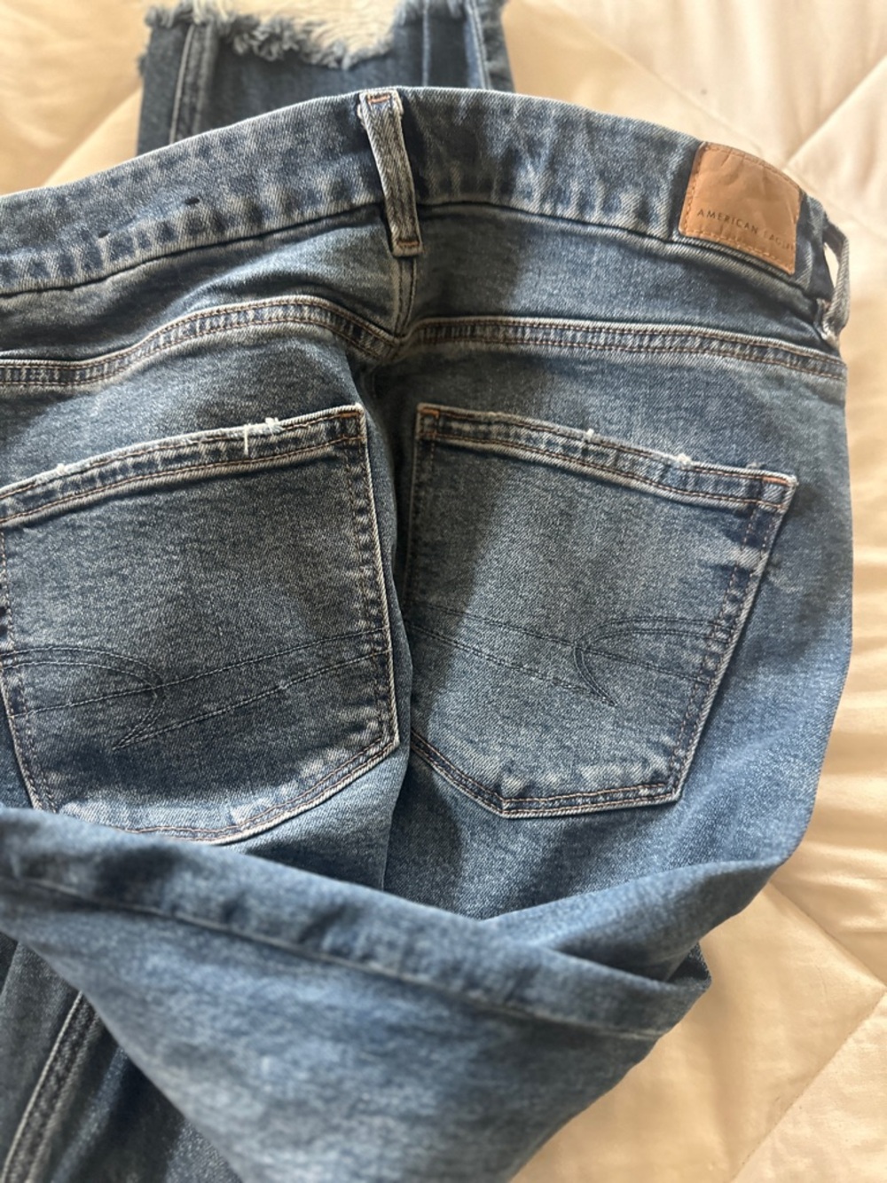 American Eagle Outfitters Women’s Light Blue Cropped Ankle Jeans